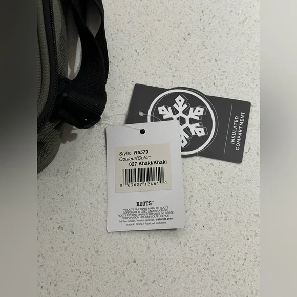 ✨NWT✨ Roots: Lunch Bag - Picture 6 of 9